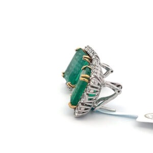 GDL-18K-White-Yellow-Gold-Earrings-Emerald-02