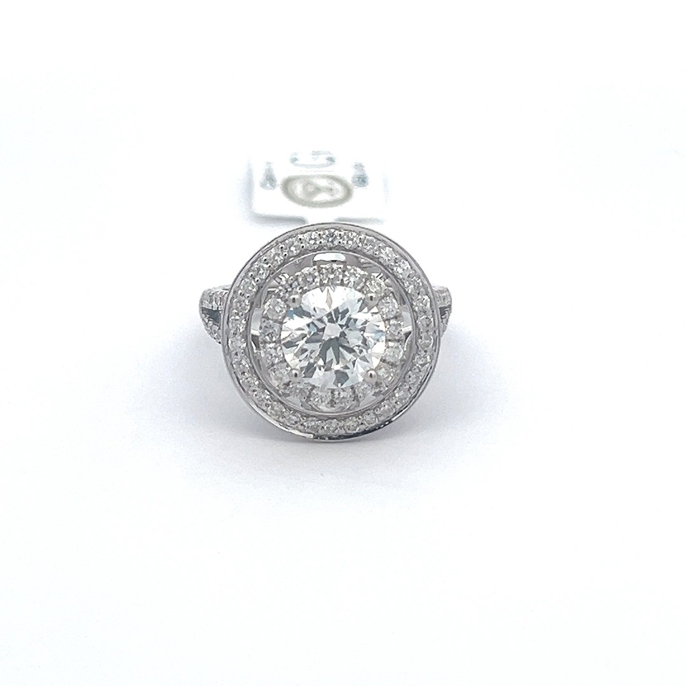 One 18K White Gold Ring Natural Diamonds