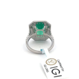 One-18K-White-Gold-Emerald-Ring-Emerald-23