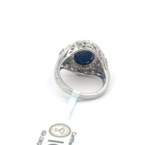 18K White Gold Ring Sapphire