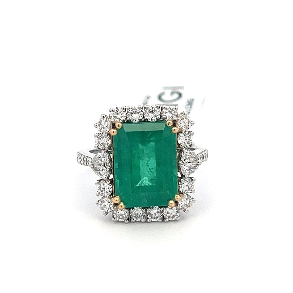 One 18K White & Yellow Gold Ring Emerald