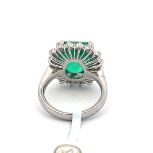 One-Platinum-Emerald-Ring-Emerald-15